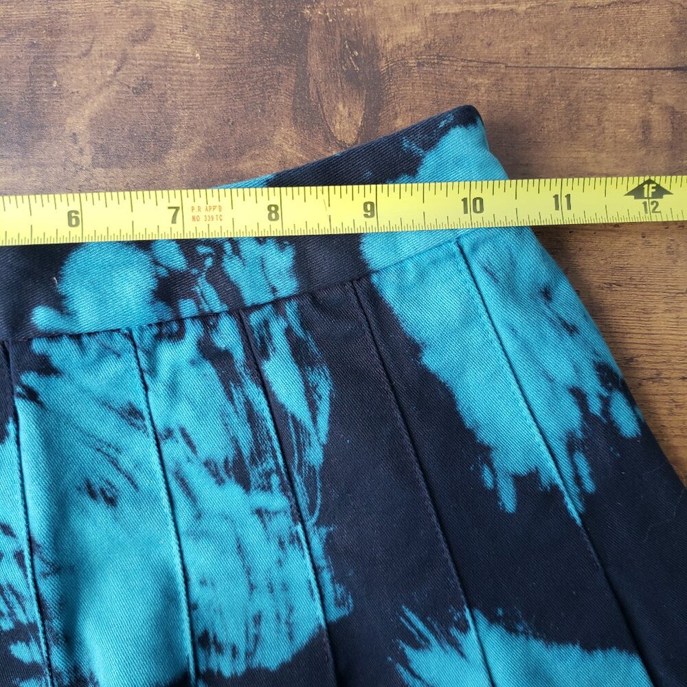 Black & Blue Current Mood mini kilt Love or Confusion from Monster High Wardrobe - Picture 5 of 6